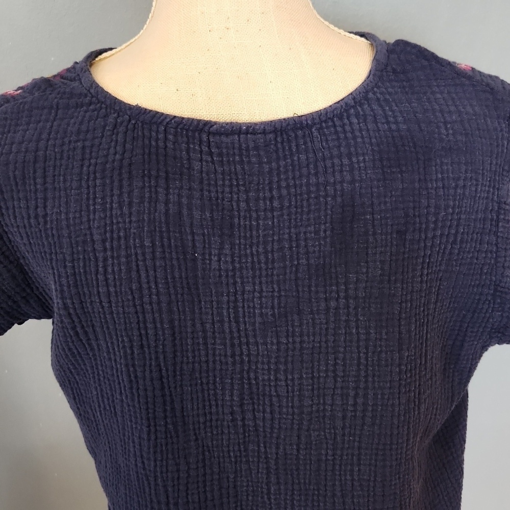 JCPenny VTG Y2K Boho Floral Embrodiery Cap Sleeve Textured Material Flowy Blouse - Picture 5 of 10